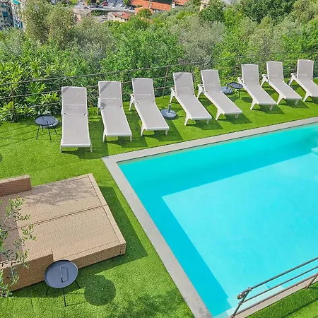Cozy In With Swimming Pool Σπίτι διακοπών