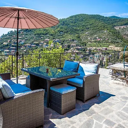 Cozy In With Swimming Pool Holiday home